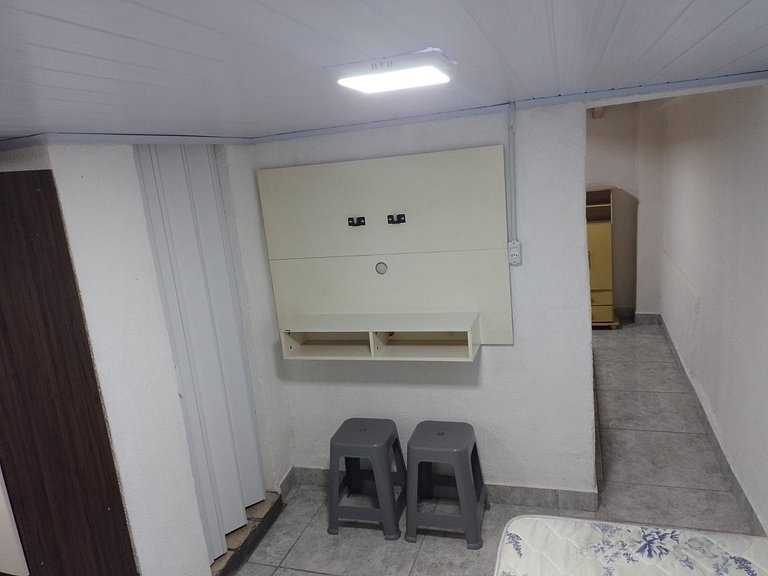 Alojamento de Obra p/ 04 pessoas c/ cozinha, 02 dorm 02 WC's