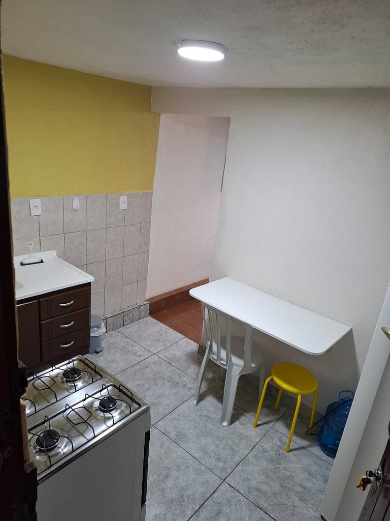 Flat Mobiliado & Cozinha p/ 02 pessoas no Centro de Osasco