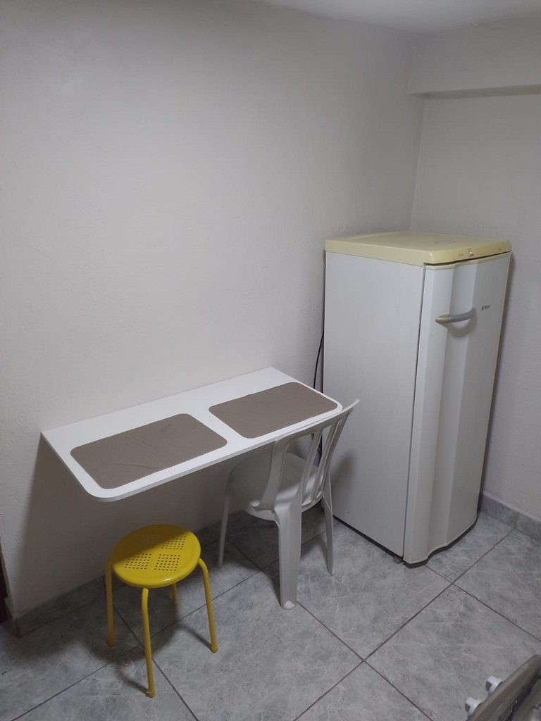Flat Mobiliado & Cozinha p/ 02 pessoas no Centro de Osasco